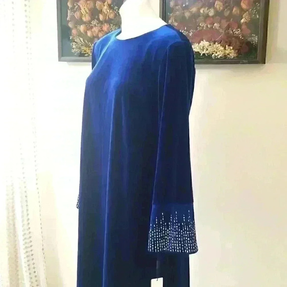 Calvin Klein Velvet Dress - Picture 7 of 15